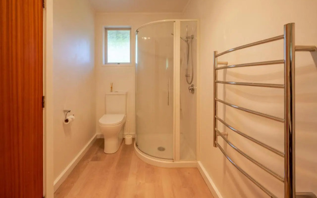 Woodills Wonderland - Akaroa Holiday Home