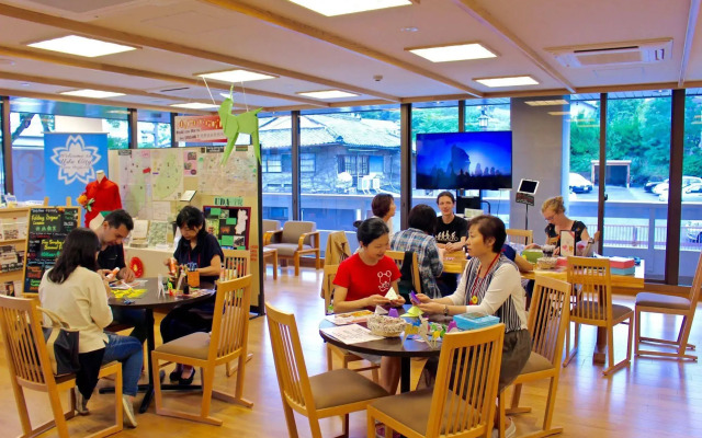 NARA Visitor Center & Inn