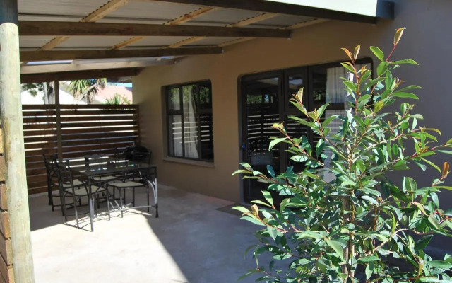 14 Cluster House & Studio