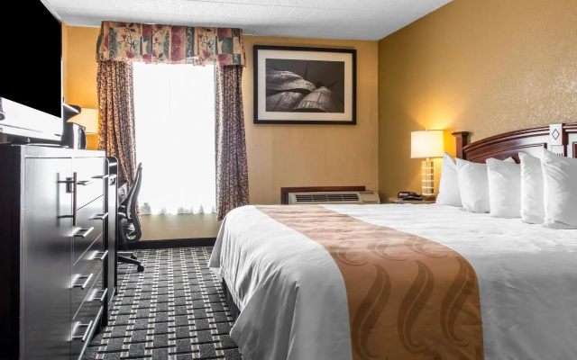 Ramada by Wyndham New Kensington