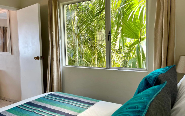 Ansteys Beach Self Catering Apartments