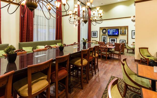 Hampton Inn & Suites by Hilton Tomball Houston NW