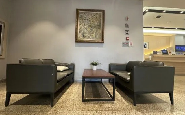 Ease Hotel (Xi'an Chang'an Square North Road)