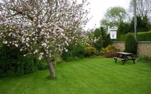 Brookthorpe Lodge