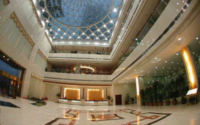 Luoyang Yijun Hotel