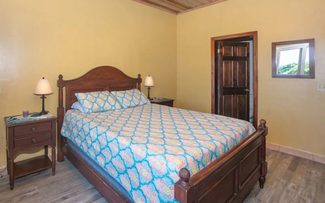 Sunset Villas 12D 2 Bedroom Condo By Redawning