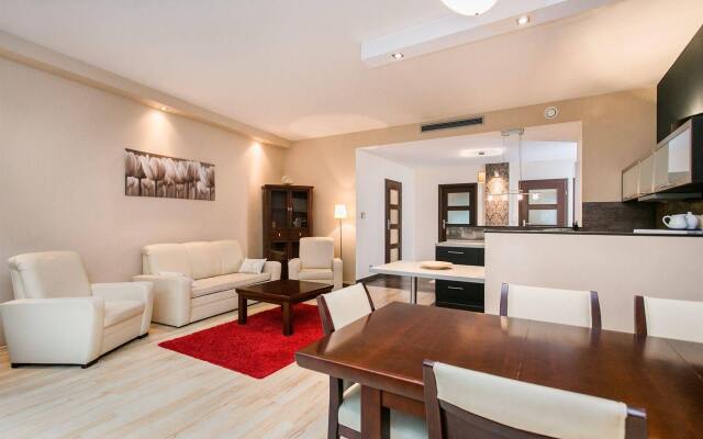 Hamilton Suites - Atlantis Apartments