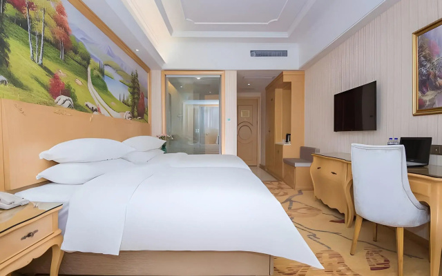 Vienna International Hotel (Huanggang Dongmen Road)