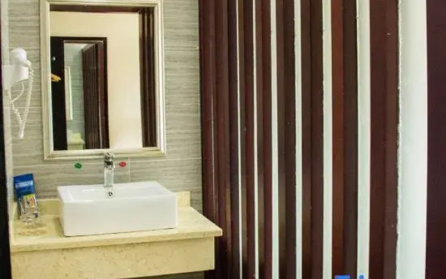 Kunlong Hotel