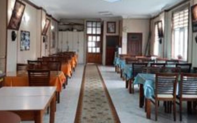 Ozen Otel