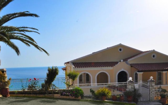 Holiday Apartments Maria With Pool and Panorama View - Agios Gordios Beach 1