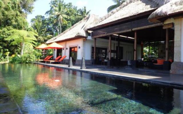 Rouge - Private Villas Ubud