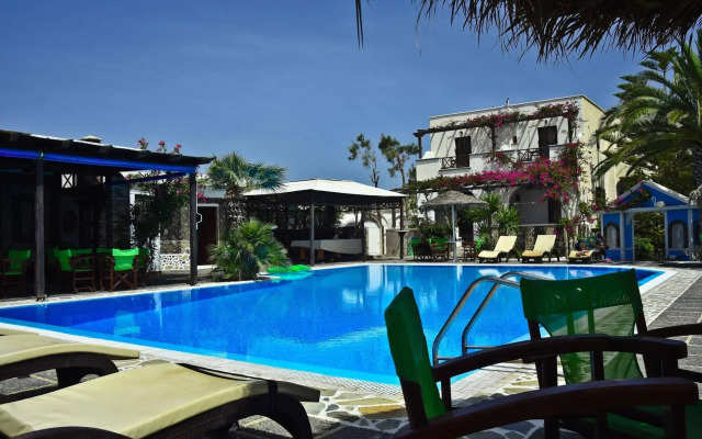 Holiday Beach Resort