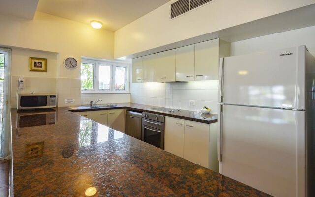 Balboa Holiday Apartments