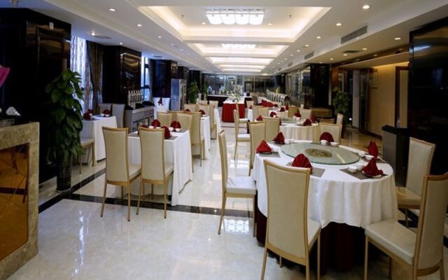 Vienna International Hotel (Zhumadian Huayuan Xuefu)
