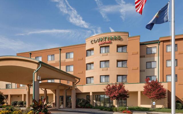 Courtyard by Marriott Harrisburg Hershey