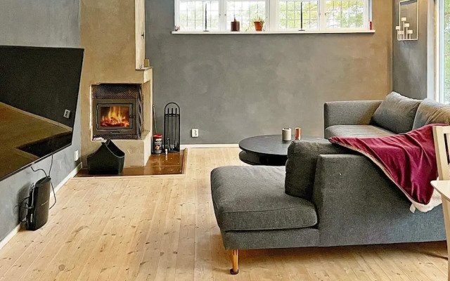 2 Person Holiday Home in Ingaro