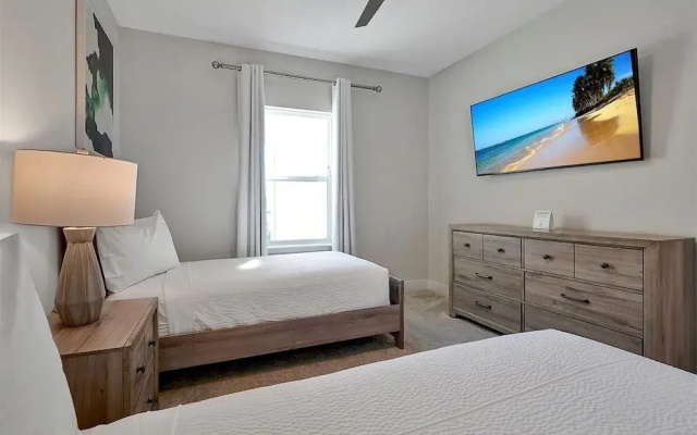 7909 Draw Street 3bed