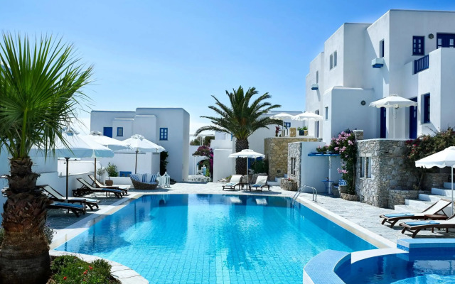 Folegandros Apartments