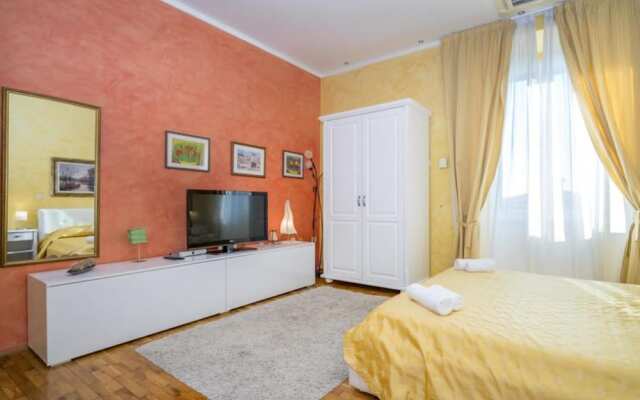 Apartments and Rooms Villa Rossella 2