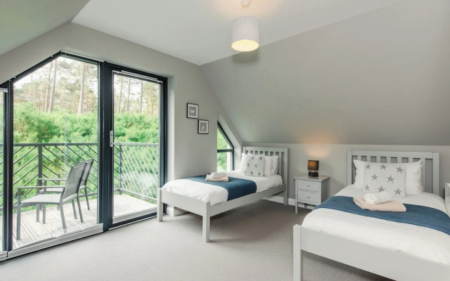 Otter Lodge