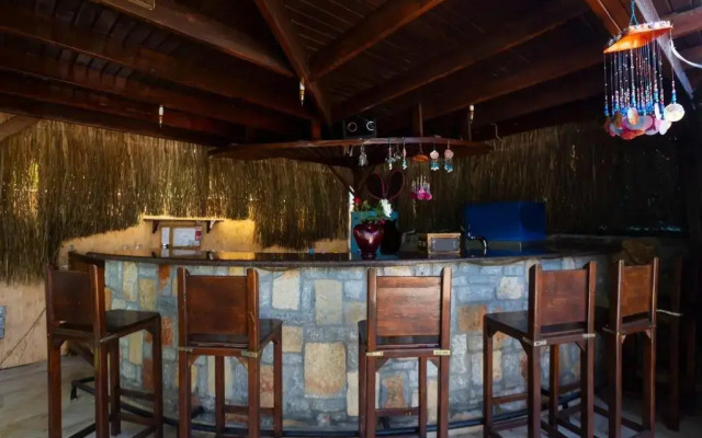 Kriss Bar
