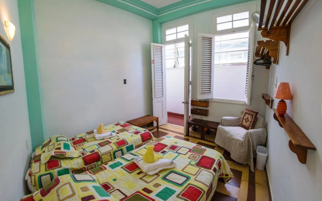 Hostal Leonel