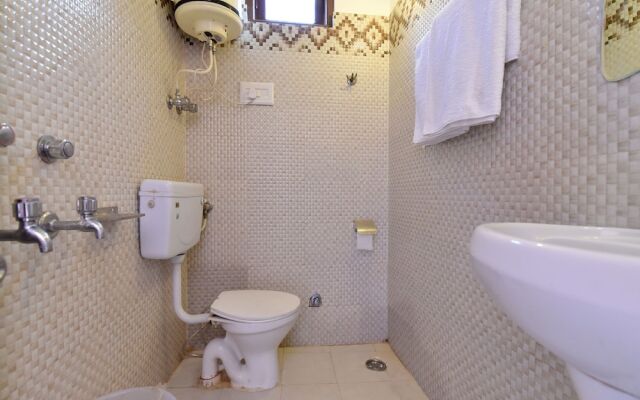 OYO 13350 Home Hill View Naggar Road