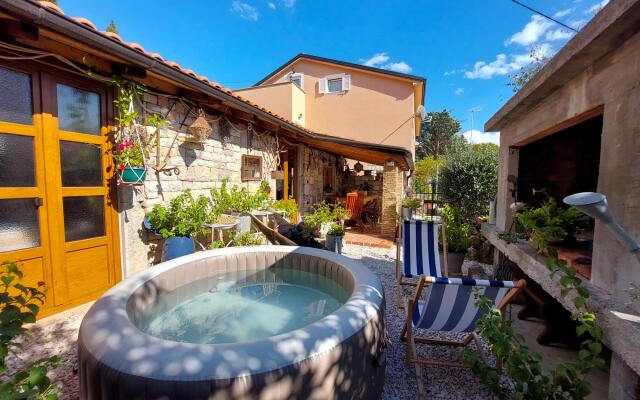 House Rustic heaven in Novi Vinodolski (Crikvenica)