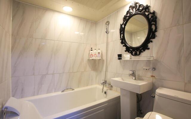 RUI Hotel