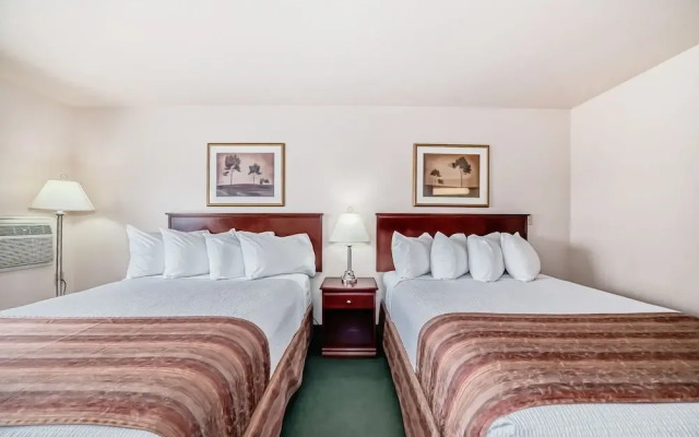 Best Western Grande Mountain Getaways & Hotel