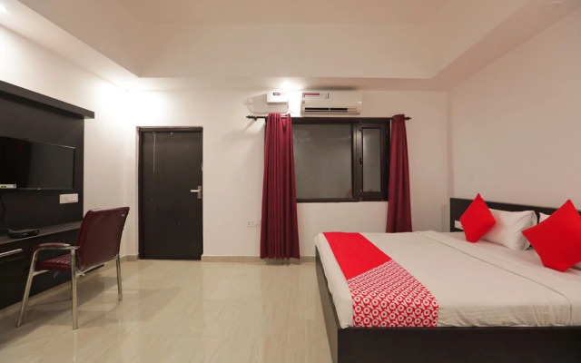 OYO 43440 Hotel Belmorrise