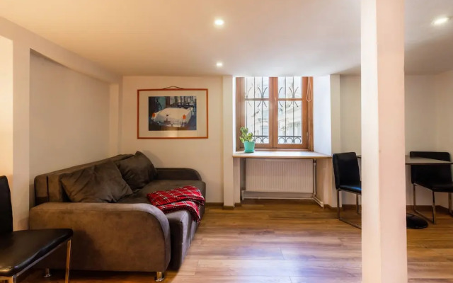 H&B apartments Atoneli