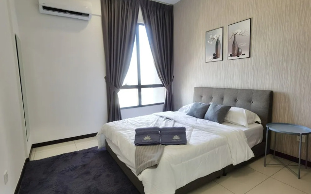 Luminari Suite by Homez Suite