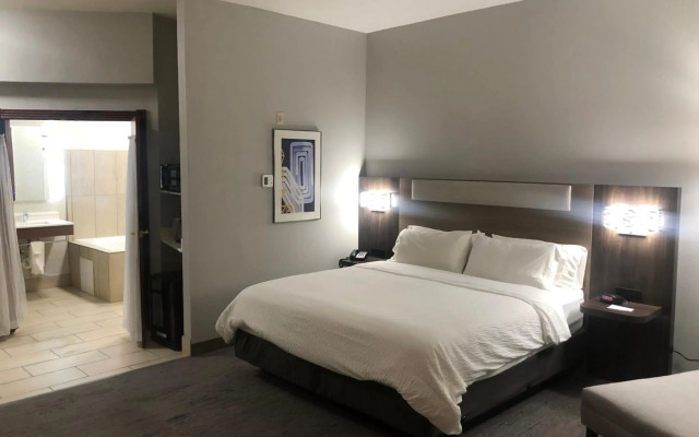 Holiday Inn Express & Suites Woodward by IHG