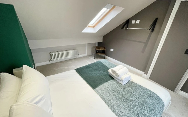 Homely and Modern Maisonette in Vibrant Bristol