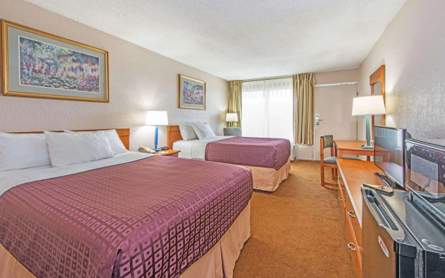 Days Inn Elizabethtown