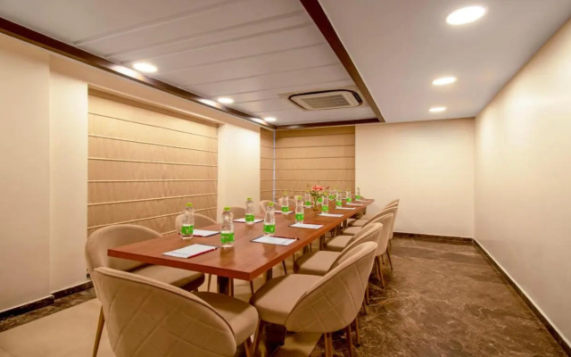 Treebo Premium Rose Mallow