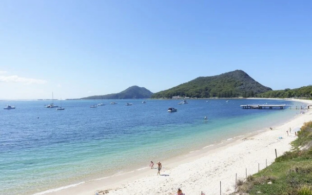 Shoal Bay Road, 33B 'Palm Beach'