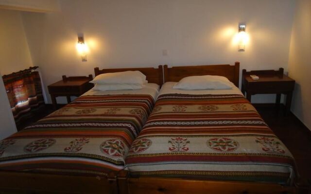 Captain's Suites