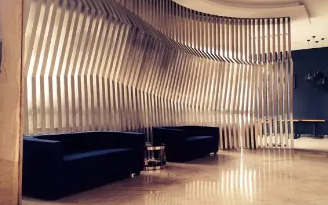 Crystal Spade Hotel