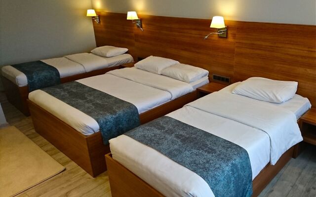 Nur Hotel