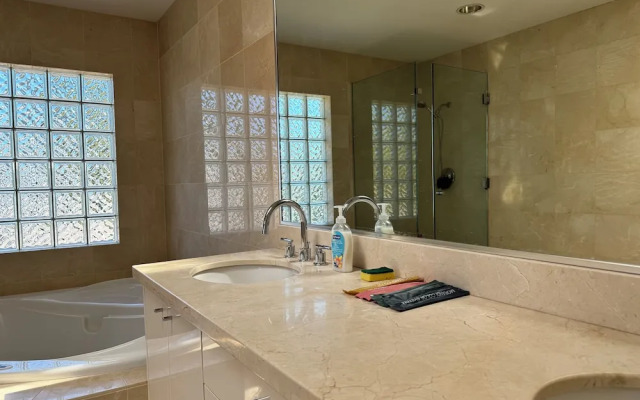 Sunward Coast Westside Homestay