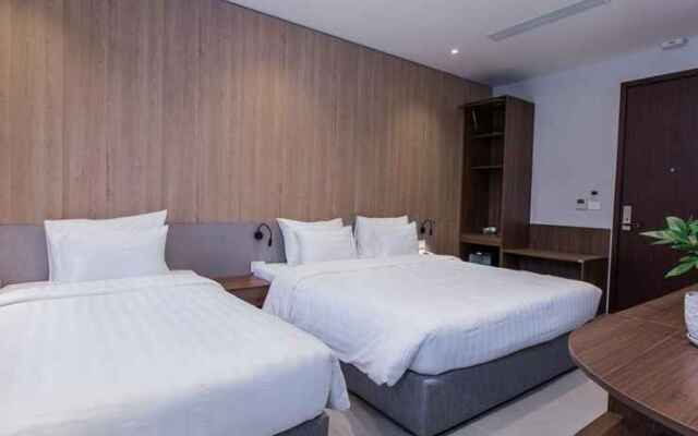 The Twin Hotel