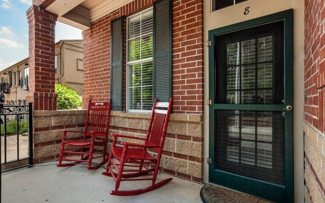 Condo Off Dickson - Walk to Dickson