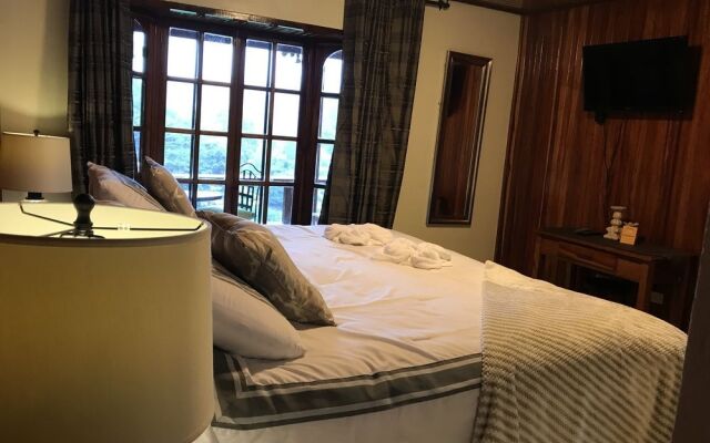 Santuario Lodge