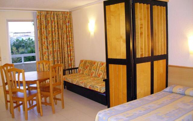 Apartamentos Alboran-Arysal