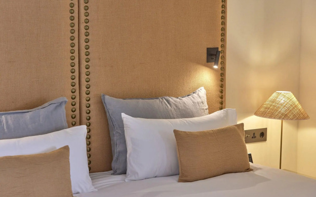 PuroGrand Hotel