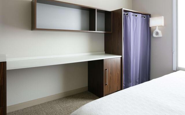 Home2 Suites by Hilton Menomonee Falls Milwaukee