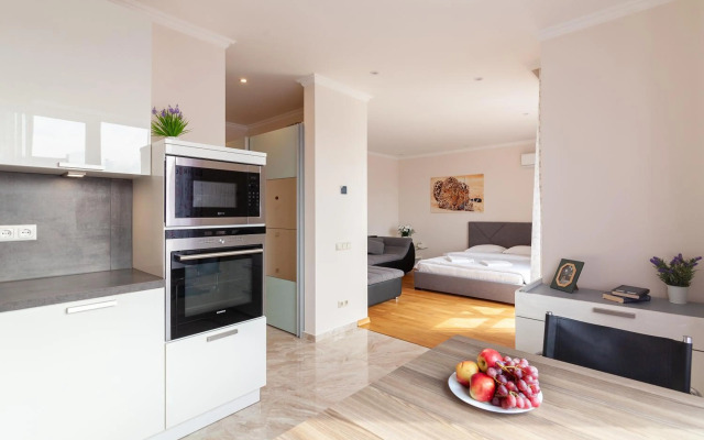 Regrand apartment on Kulisha 47a